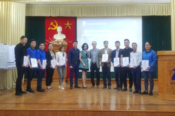 Kỹ năng thuyết trình & giới thiệu bán SPDV số VNPT - Yên Bái